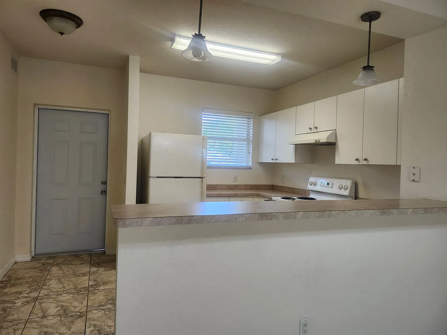 Best deal in Deep Creek 2 bed 2 bath — Photo 4