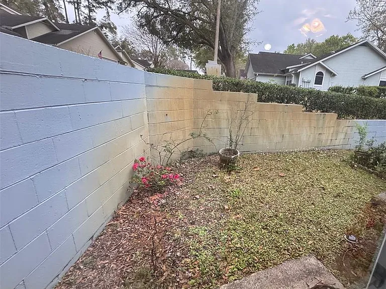 10311 NW 33rd Ln #0 — Photo 11