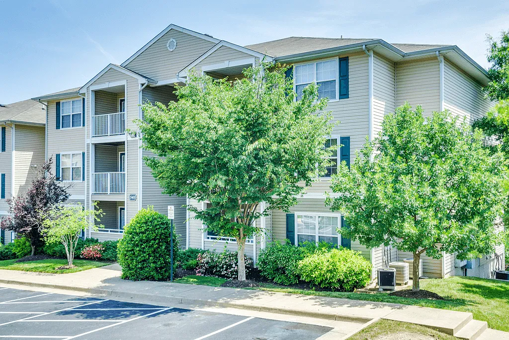 The Landings at Markhams Grant Apartments — Photo 1