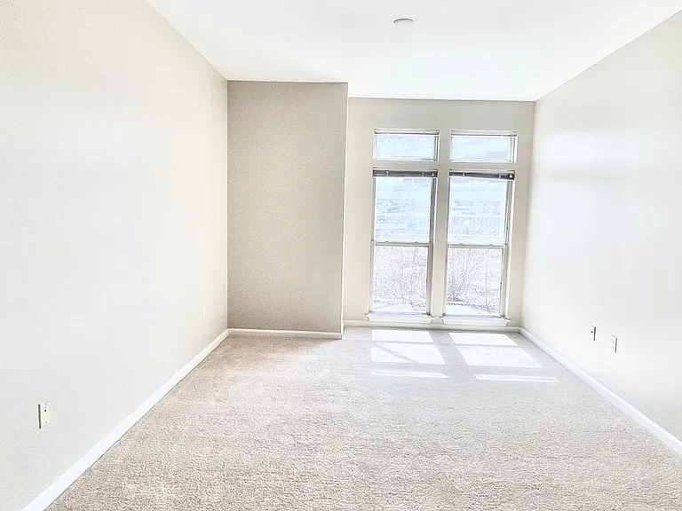 1000 Providence Pl #202 — Photo 7