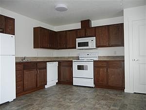 4th image of 917 SE 9th Dr APT 304