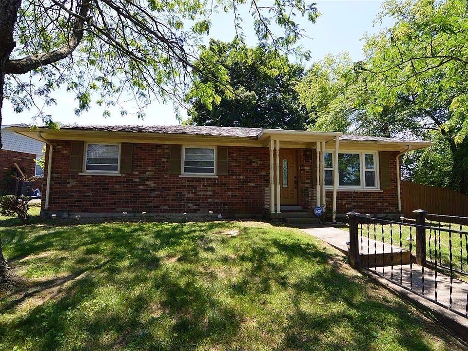 1st image of 2404 Windwood Ct
