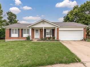 15686 93rd Ave, Florissant, MO 63034