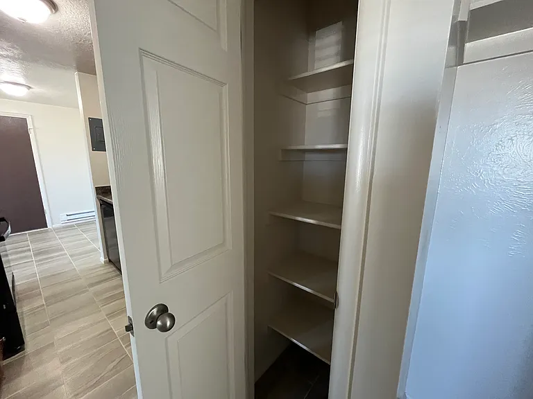 460 N 50 E — Photo 3