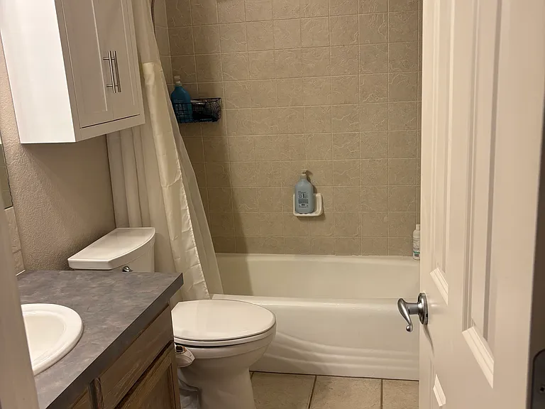 4628 Salisbury Rd — Photo 8