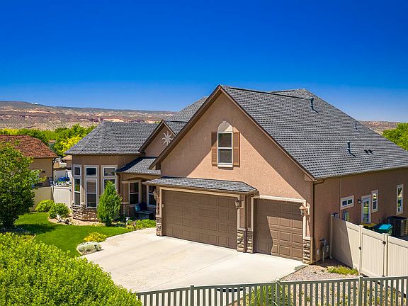2nd image of 593 Birchwood Ct
