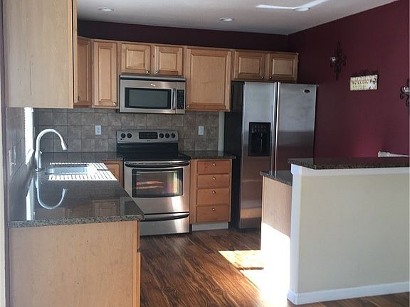 4th image of 25405 35th Ave E