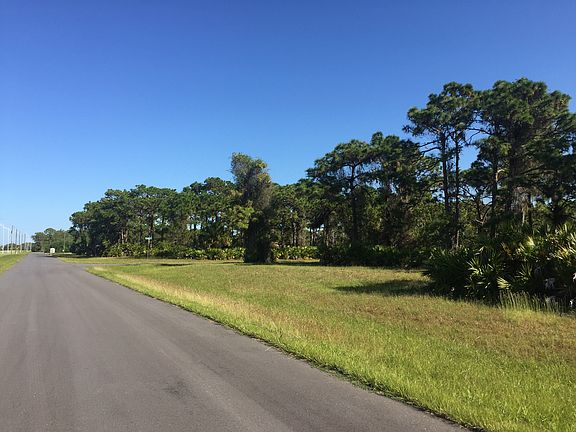 2nd image of 139 West Dr