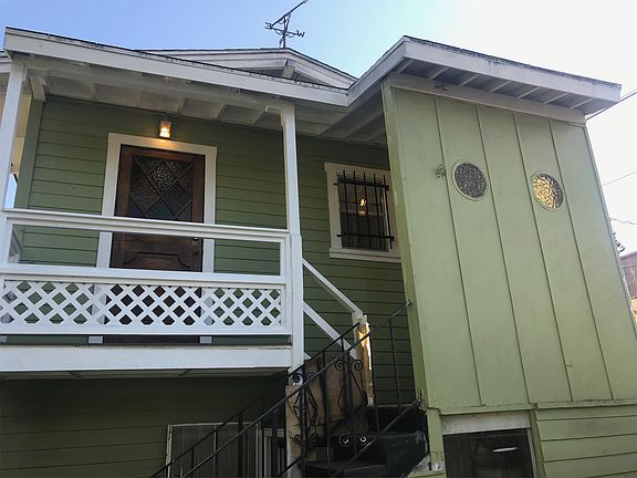 beach cottage bungalow
