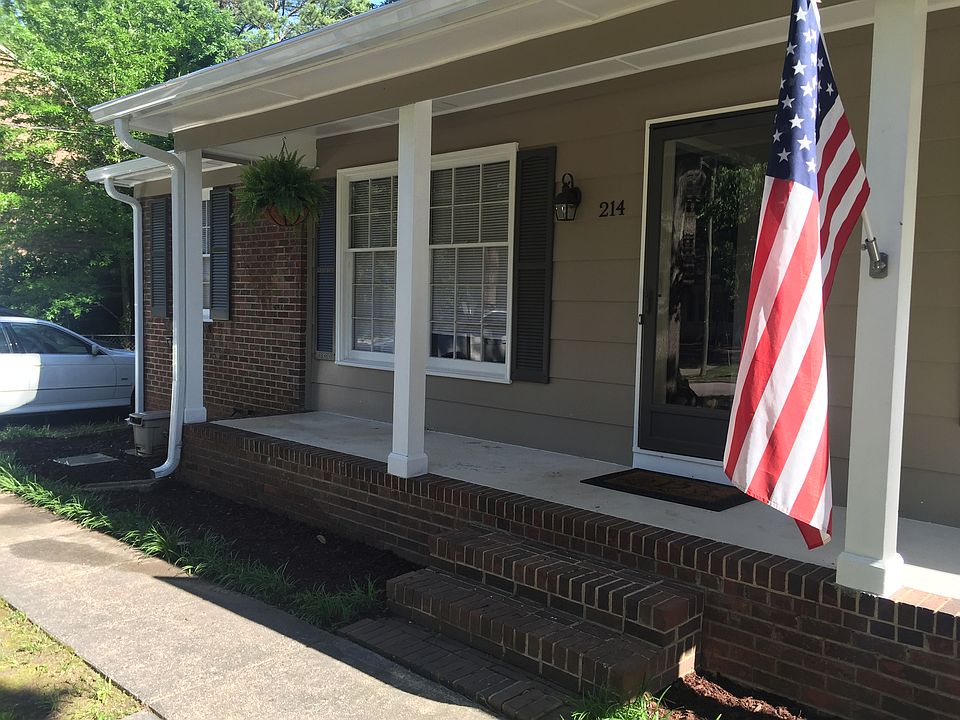 2nd image of 214 Pinecroft Dr
