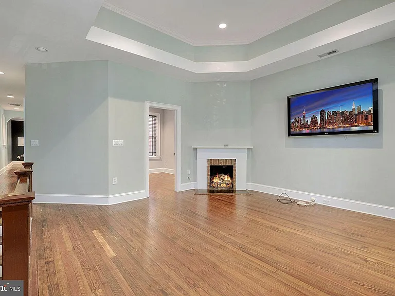 3138 O St NW #Penthouse 1 — Photo 5