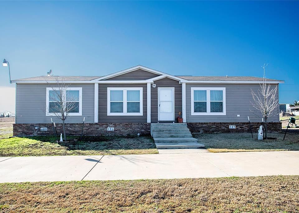 1st image of 4563 Sue Ellen Dr