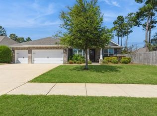 295 Sweet Tea Ln, Freeport, FL 32439