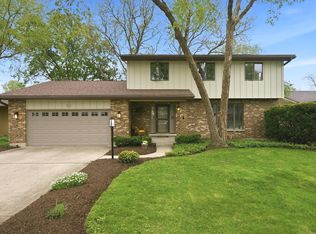 313 Bell Dr, Cary, IL 60013