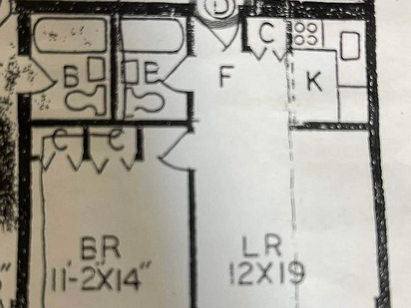 2nd image of 307 E 89th St APT 3D