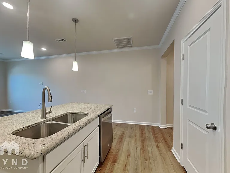 845 Falls Grove Trl — Photo 6
