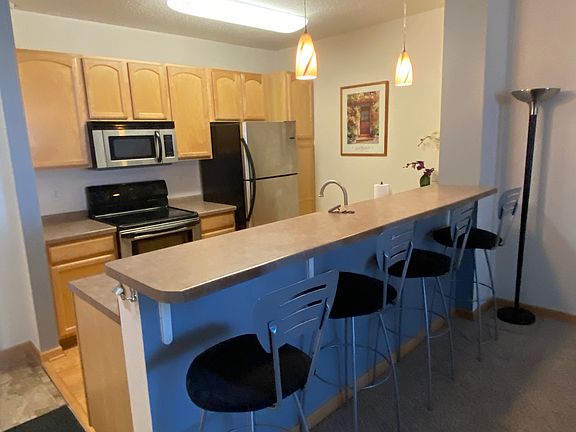 5th image of 7601 Aldrich Ave S #206