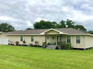304 Bourgeois St, Iowa, LA 70647
