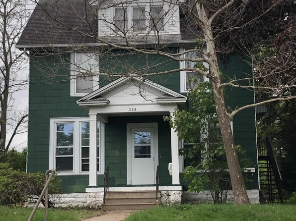 233 1/2 Broadway St, Eau Claire, WI 54703