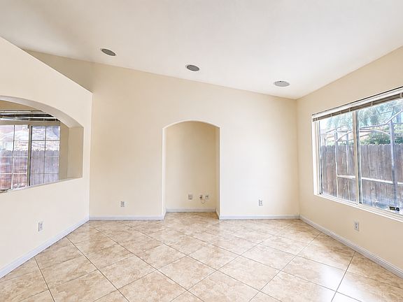 4th image of 15060 Spring St