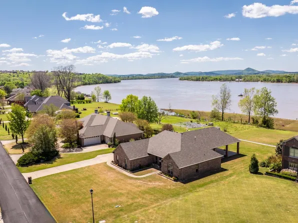 6 River Road Dr E, Mayflower, AR 72106
