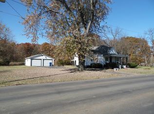 210 S State St, Brookfield, MO 64628