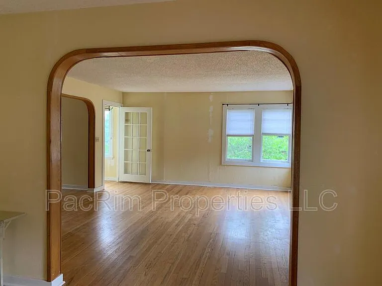 1303 H St #1 — Photo 4