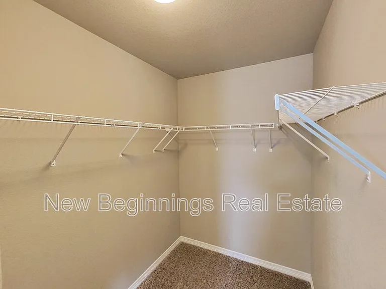 6134 Meadowbank Ln — Photo 17
