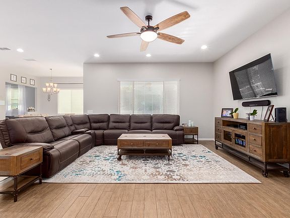 4th image of 4578 N Golf Dr