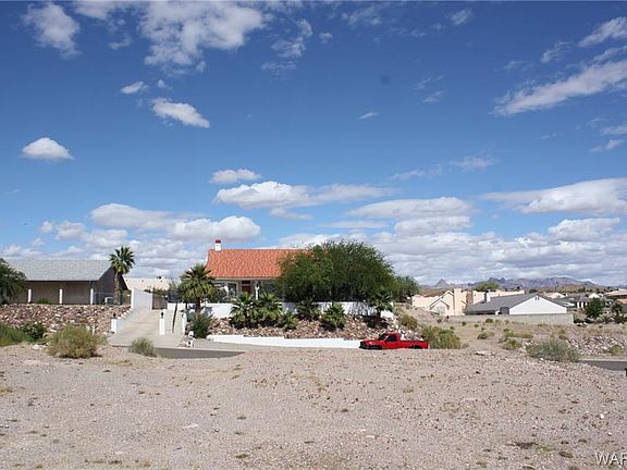 5th image of 805 Park Crest Dr