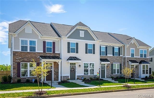 1st image of 4010 Grove Point Dr Unit J-e