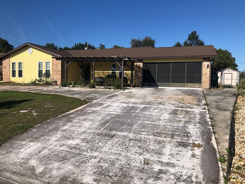 2nd image of 954 N Atmore Cir
