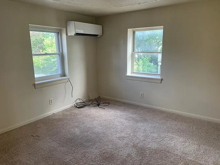 287 Locust Point — Photo 6