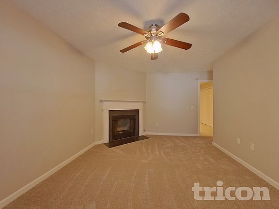 3rd image of 7124 Crystal Creek Pl