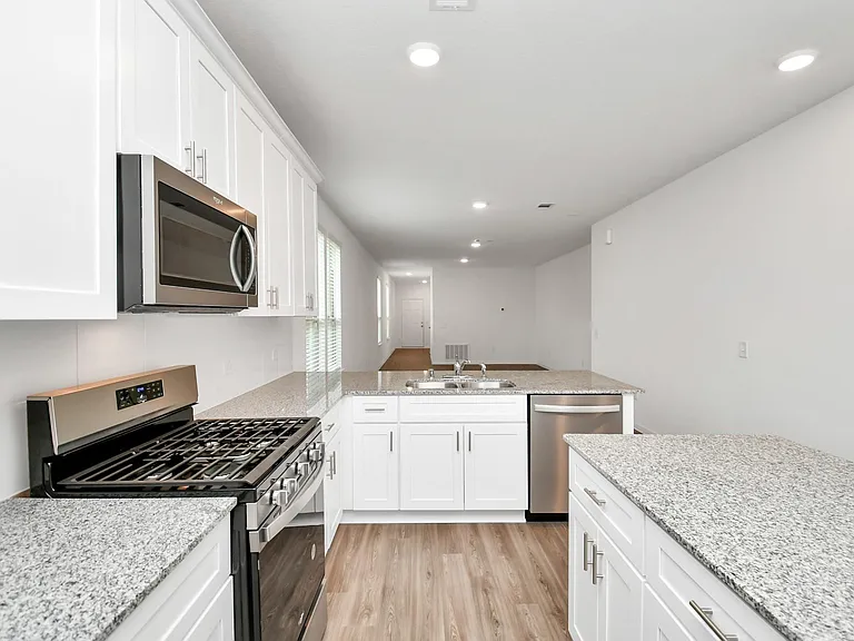 16150 Elbridge Ct — Photo 12