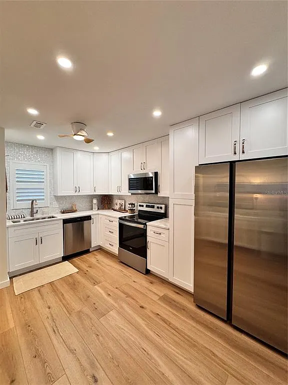 2 bed, 2.0 bath, 1012 sqft, $8,500 — Photo 1