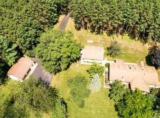 W6871 Badger Ct, Wild Rose, WI 54984