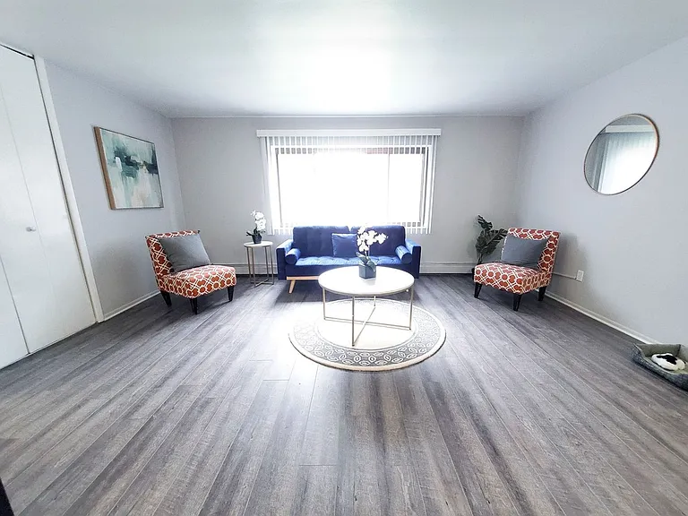 Smartland One-3-One Apartments — Photo 8