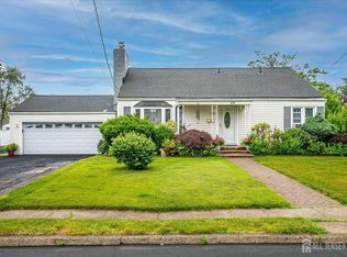 84 Prospect Ave, Edison, NJ 08817