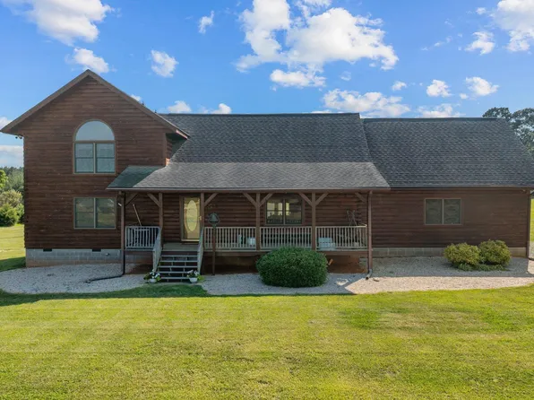 8212 Mandale Rd, Graham, NC 27253