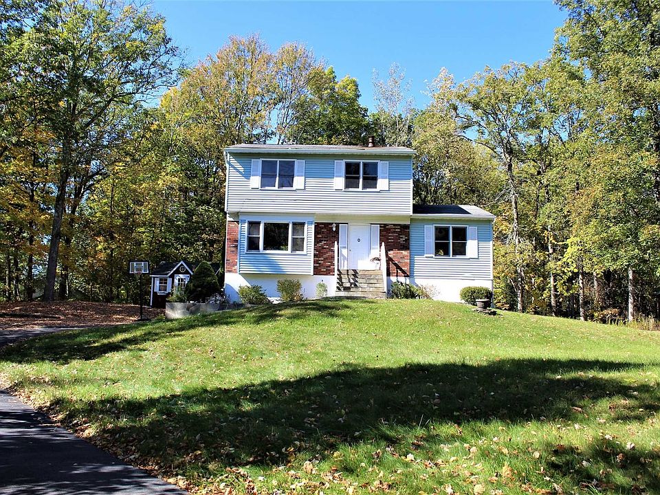 1st image of 17 Kyle Ct