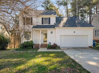 12 Chestnut Bluffs Ln, Durham, NC 27713