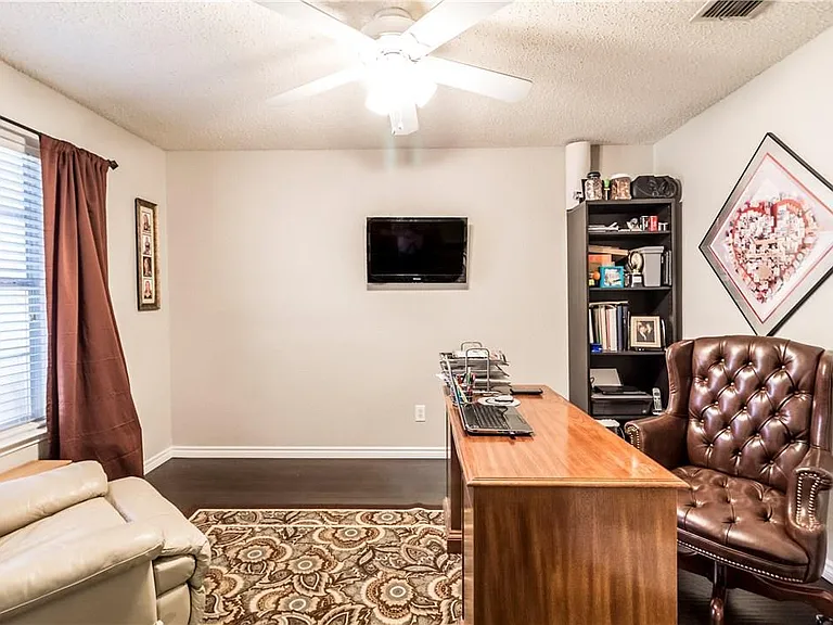 5051 Stagecoach Way — Photo 6