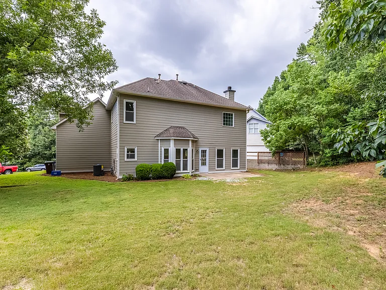 380 Belmont Chase Ct — Photo 46