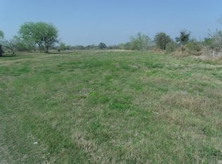 1800 W Corpus Christi, Beeville, TX 78102
