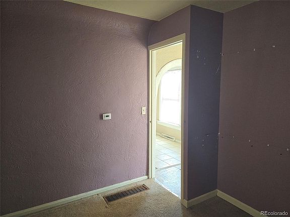 3rd image of 4711 Grant Street