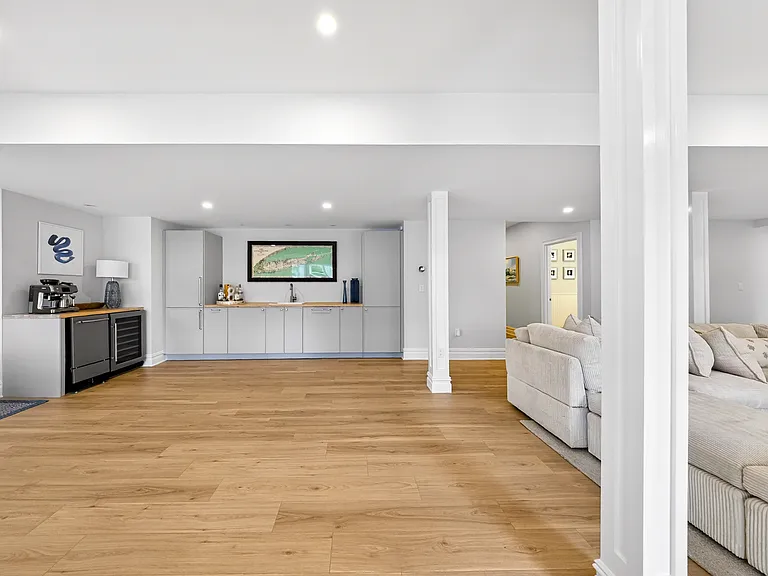 360 Canoe Place Rd — Photo 43