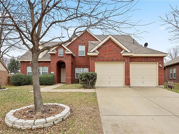 2nd image of 3520 Mustang Dr