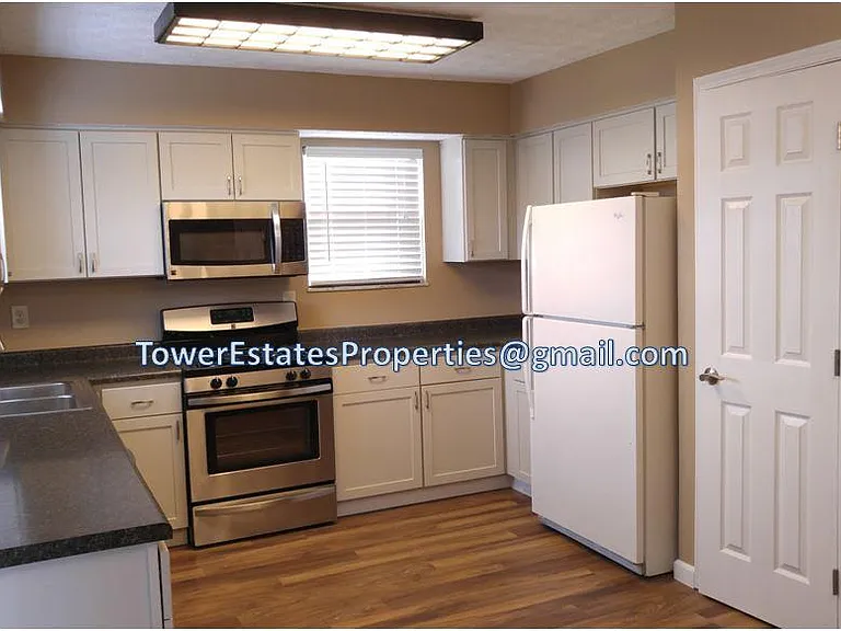 1746 Hightower Dr — Photo 9