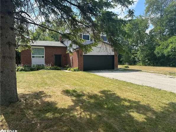 2252 Richard St, Innisfil, ON L9S 2C5